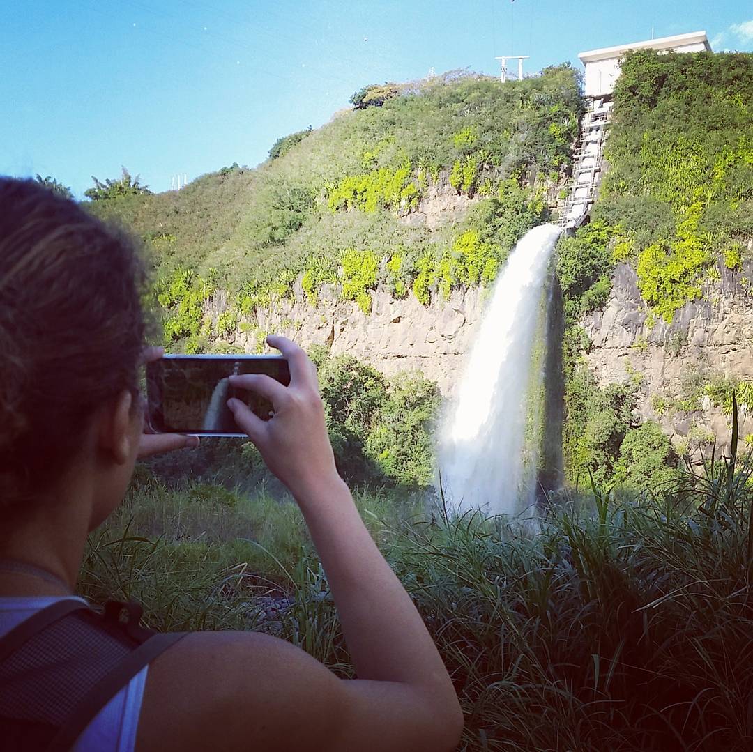 Le Déversoir: Une cascade artificielle à La Réunion – dakour