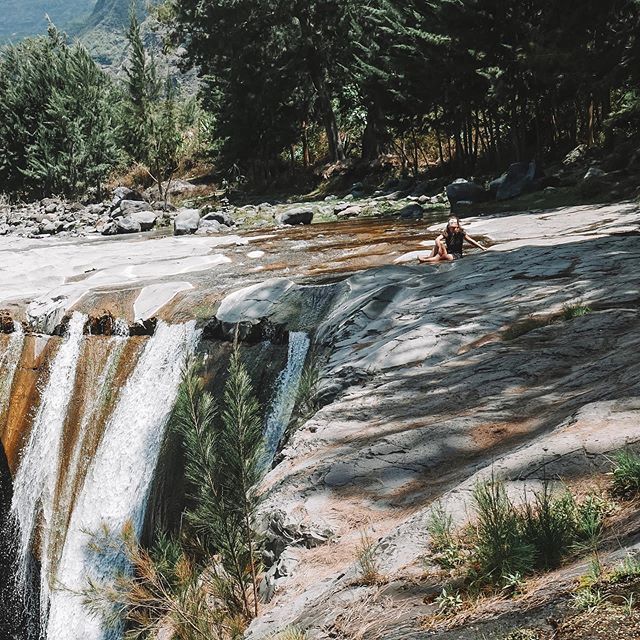 Photo Trois roches: Une randonnée sportive à Mafate – Rivière des Galets