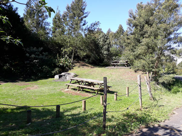 Photo Route forestière des Makes   –   Camp de Montplaisir – Aire de pique-nique