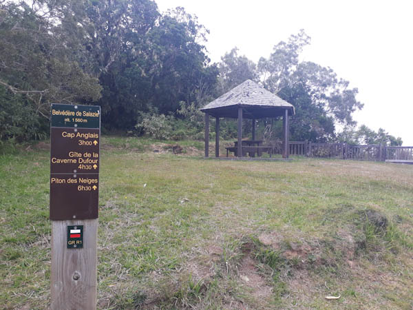 Bélouve   –   Relais de télévision – Aire de pique-nique