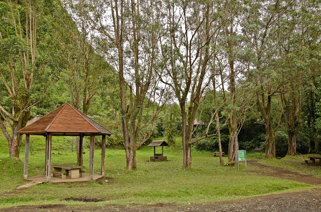 Photo Grand Étang – Camping nature