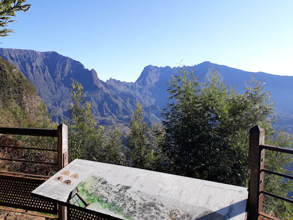 Les Makes   –   La Fenêtre des Makes – Aire de pique-nique