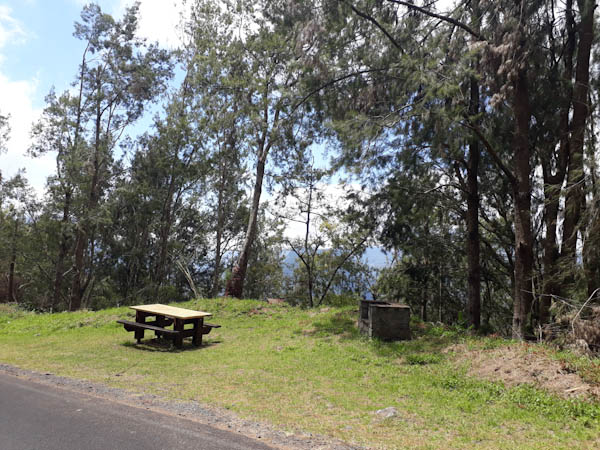 Photo Route forestière du Haut Mafate   –   Le Bélier – Aire de pique-nique